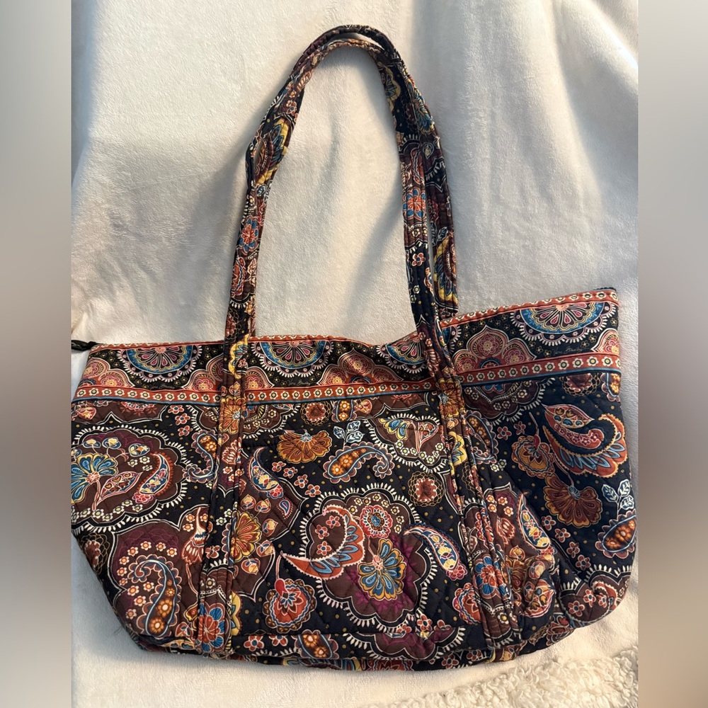 Vera Bradley KENSINGTON Large Tote Overnight Bag 22x13x7 Retired